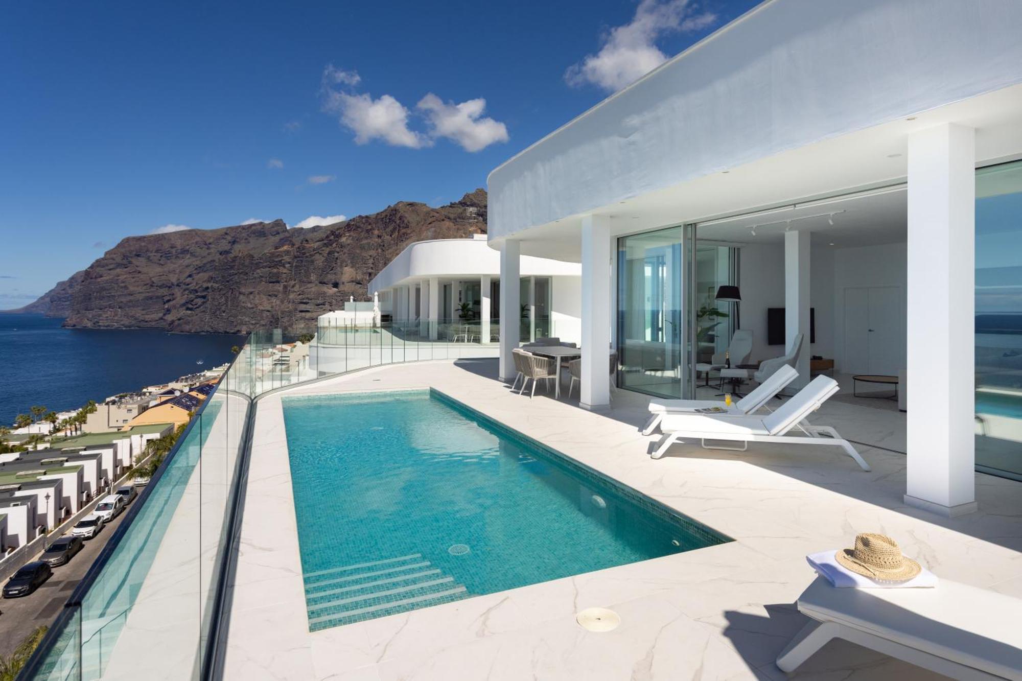 Crystal I Luxury Apartments By Enjoyahome Acantilado de los Gigantes Екстер'єр фото