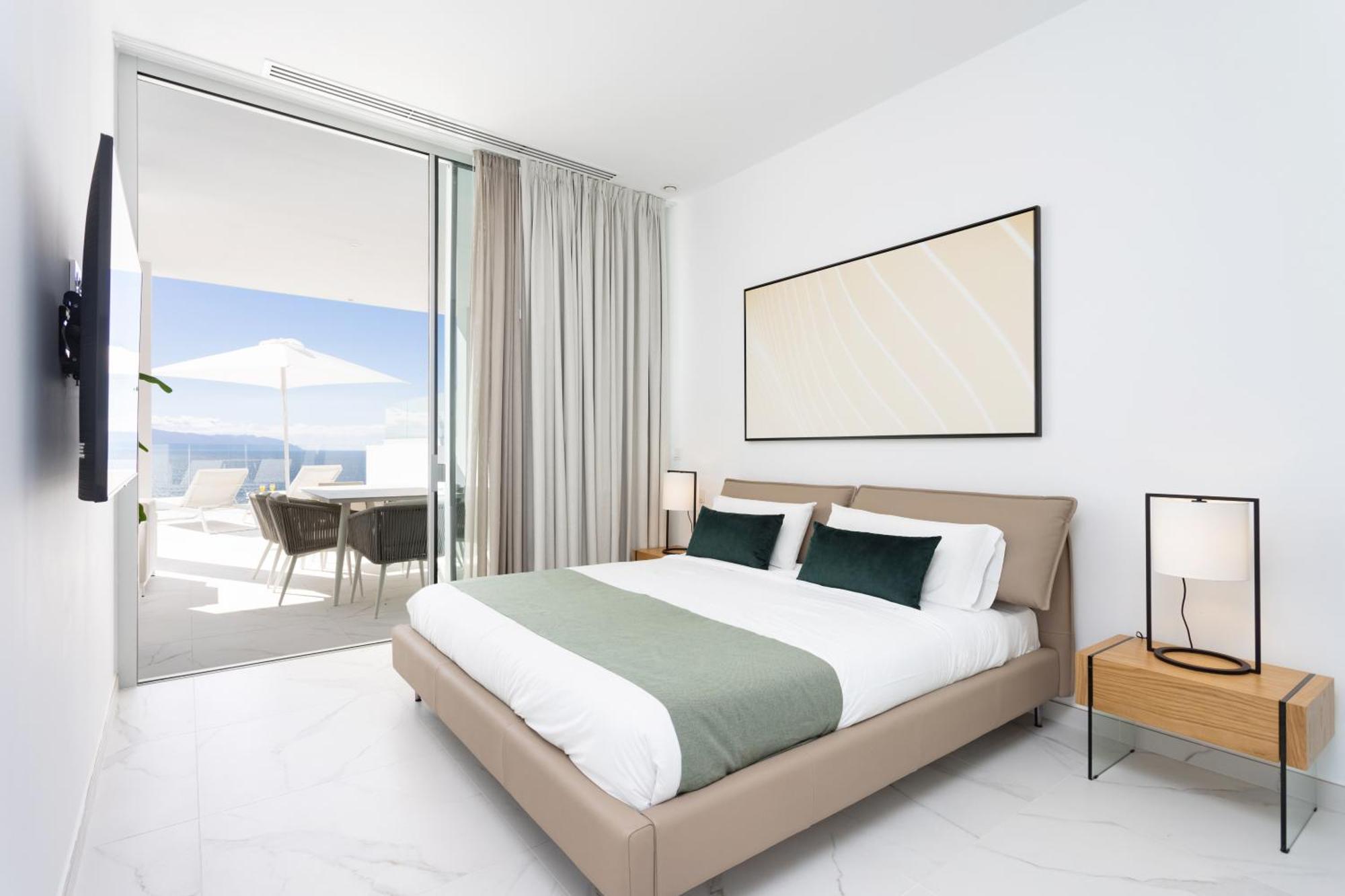 Crystal I Luxury Apartments By Enjoyahome Acantilado de los Gigantes Екстер'єр фото