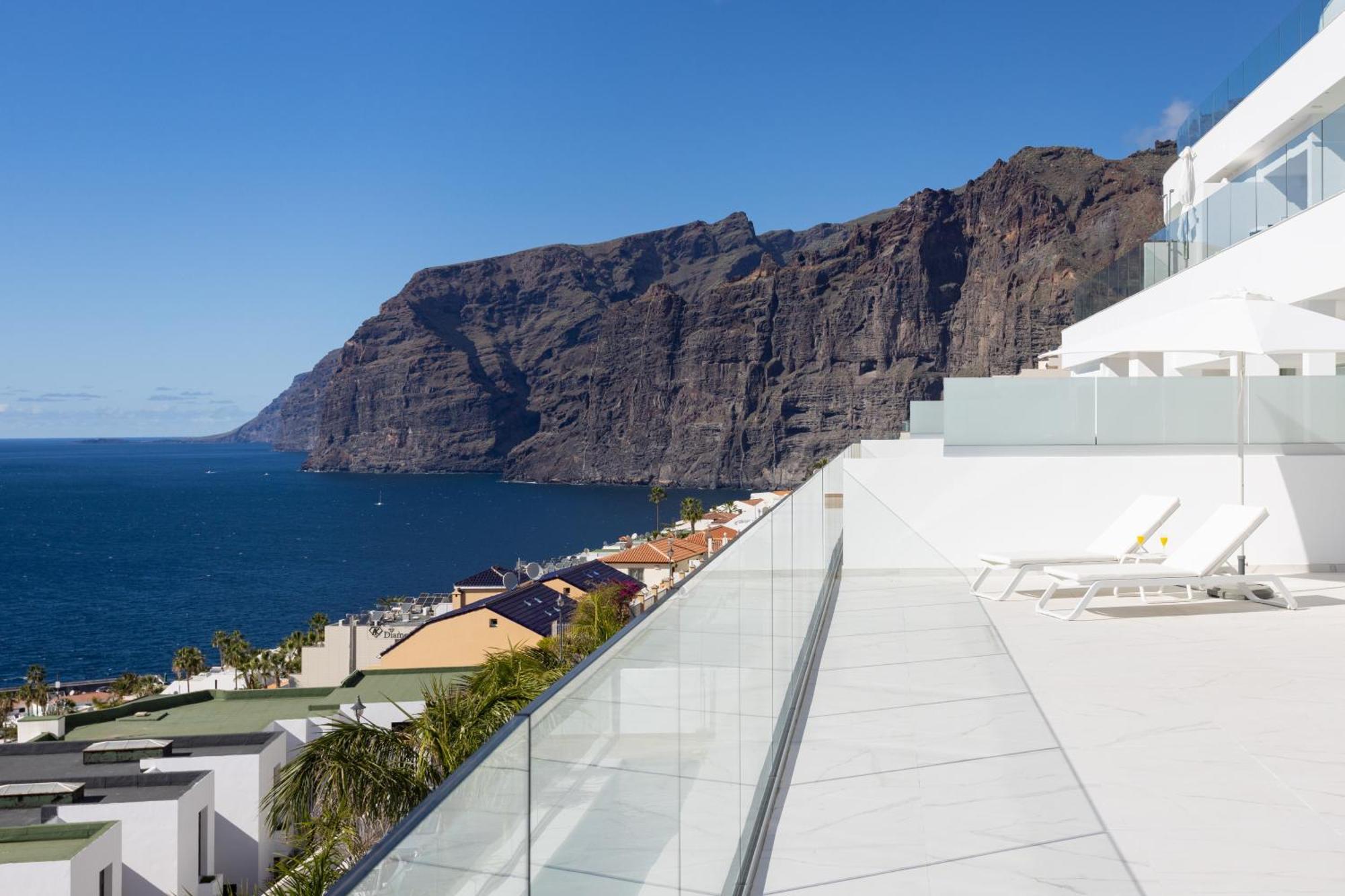 Crystal I Luxury Apartments By Enjoyahome Acantilado de los Gigantes Екстер'єр фото